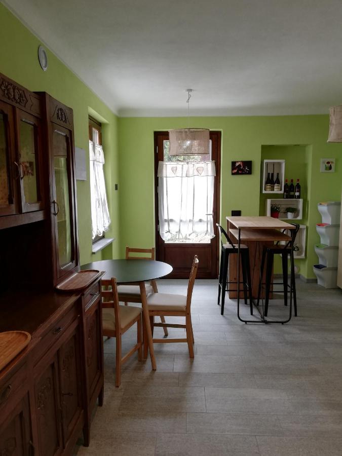 A Ca Ed Franca E Giaco Hotell La Morra Exteriör bild